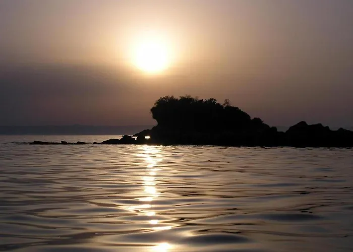 In Near Sandy * Kampor