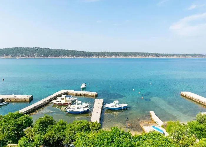 Apartamento In Near Sandy Kampor
