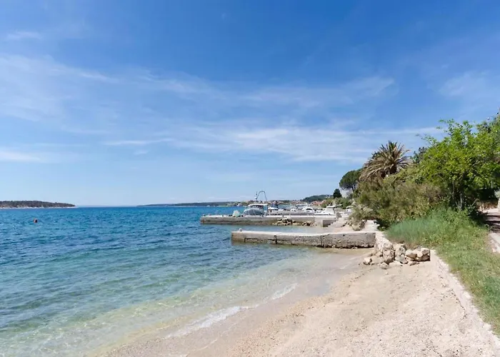 In Near Sandy * Kampor